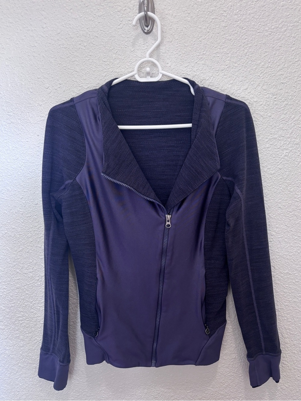 Lululemon Sz 8 Emerge Renewed Jacket Nightfall/Dmnd Jacquard Space Dye Blck, EUC - Picture 4 of 11